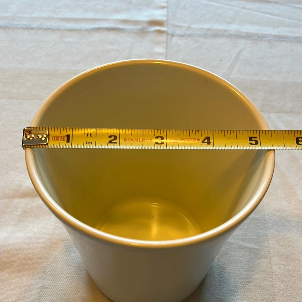 Elegant Cream Planter Pot